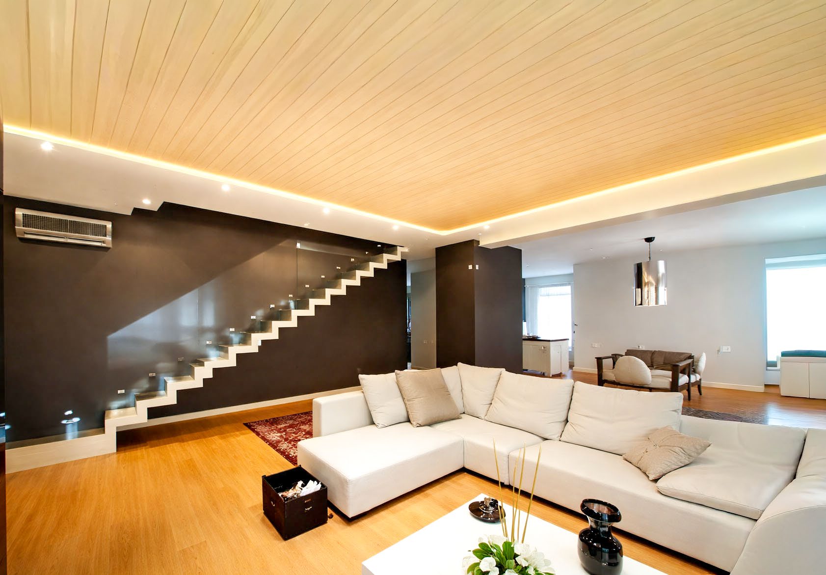 Ambiente instalado Madera Clara Veta Fina